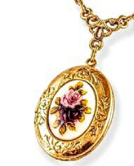 Two Roses For Emeraude