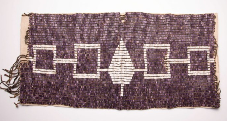 The Hiawatha Belt
(The Haudenosaunee Confederacy)