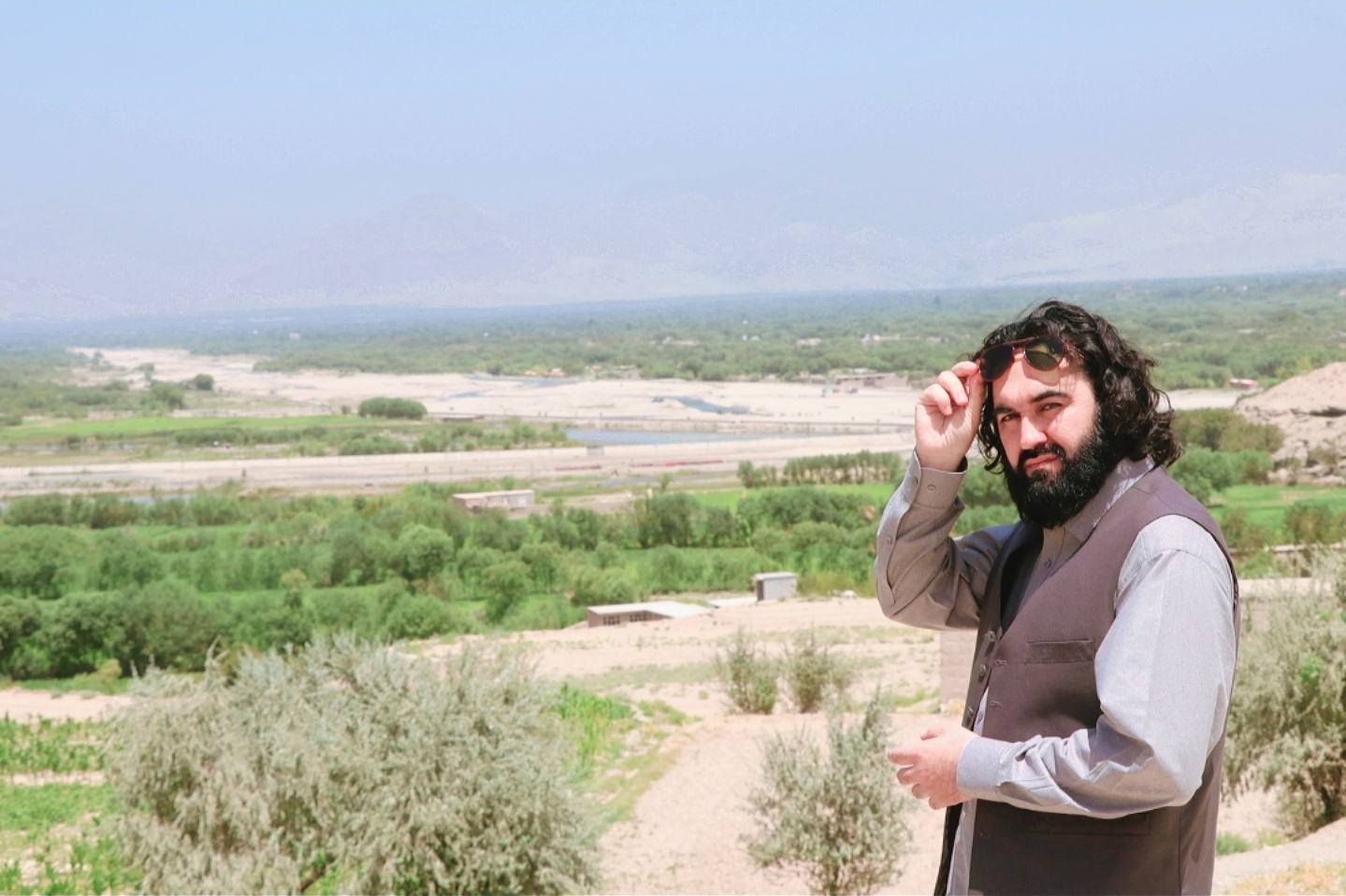 Biografie Von Ahmad Mahmood Imperator