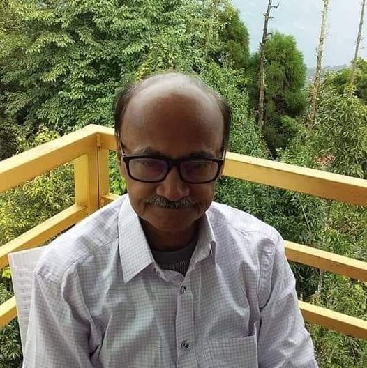 Old Lone Looks Back To The Past.
@ Poet Subrata Ray.