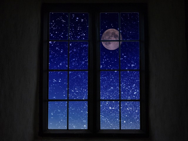Window Moon