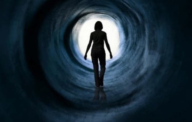The Tunnel Το Τούνελ