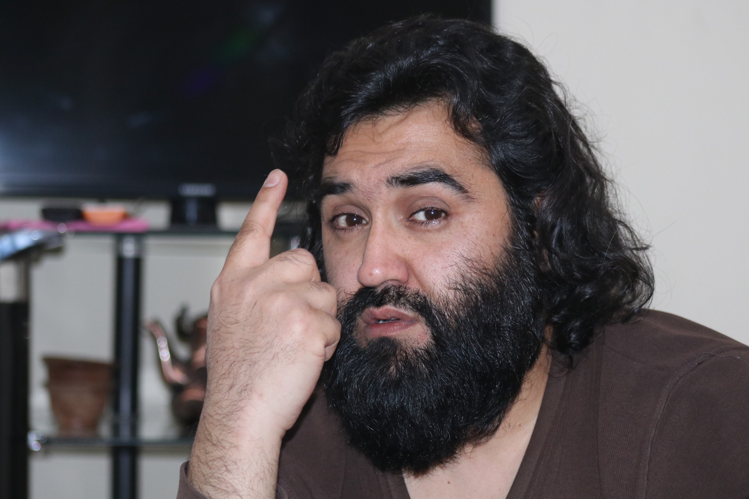 بدترین سرنوشت آن است که نقاب از چهره‌ی حقیقت برداری...