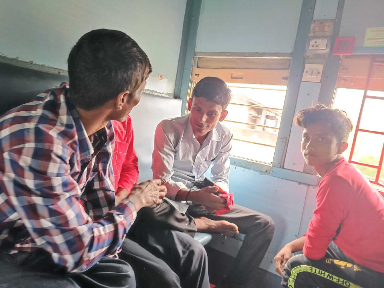 The Labourers On Wheels