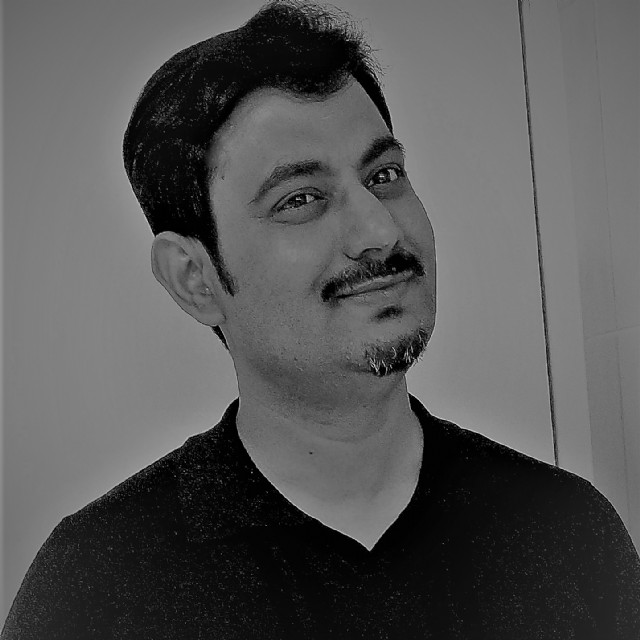 অরুণ মাজী মস্ত বড় এক হিঁজড়া! (Essay On Inquisitive Mind)