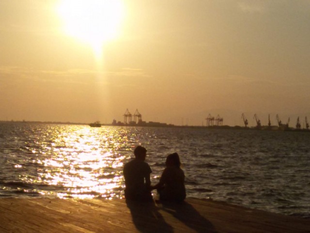 Sunset Aδειλι