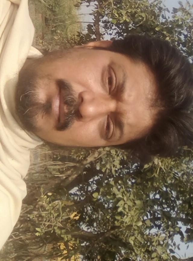 পৃথিবীর মাটি ছুঁয়ে