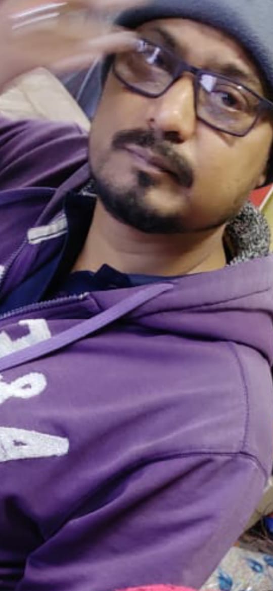জেগে থাকি প্রখর অস্তিত্বে