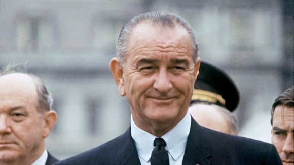 Pour Le President Johnson Aux Rives De L'amerique.(Translation) .