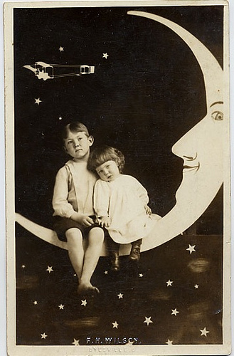 Φοβάμαι Ένα Μικρό Παιδί..I'm Afraid Of A Litllekid..