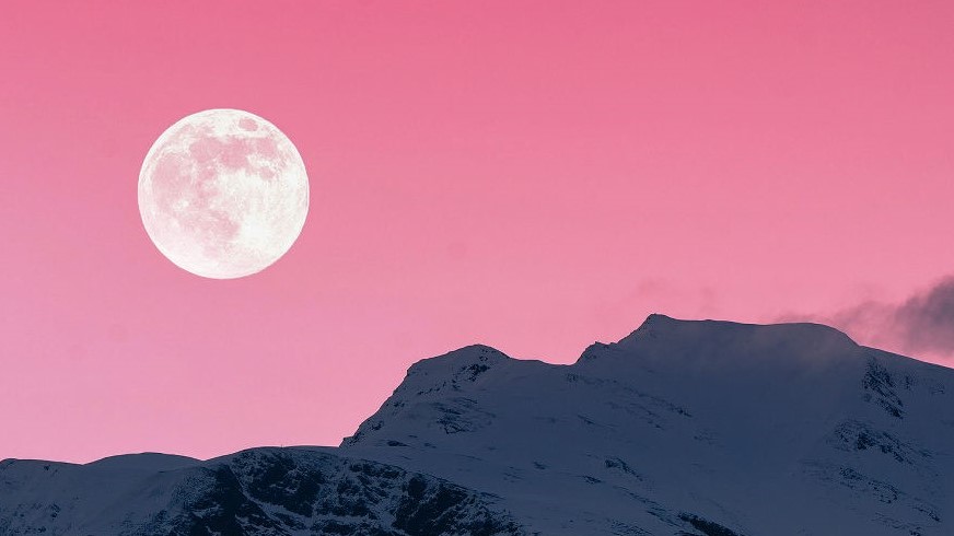 Super Full Pink Moon