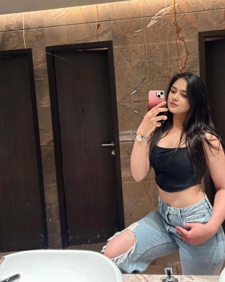Low Rate Sarai Rohilla
@callgirls In Delhi📞9211396314 @callgirls In Delhi