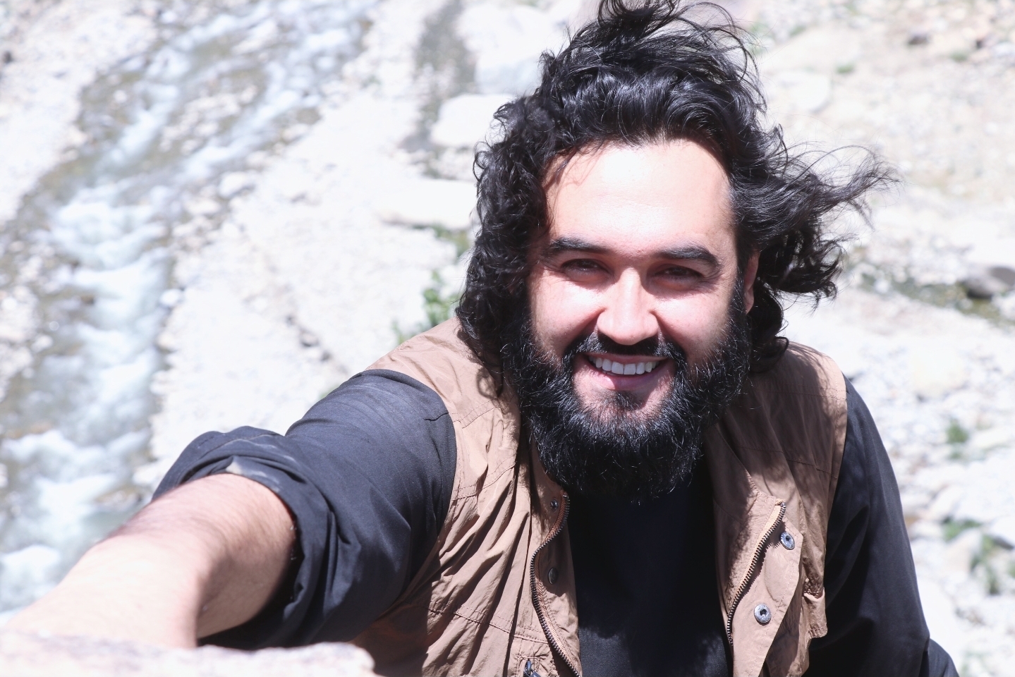 بیا و یک دو نفس جان و دل خطابم کن - شاعر احمد محمود امپراطور