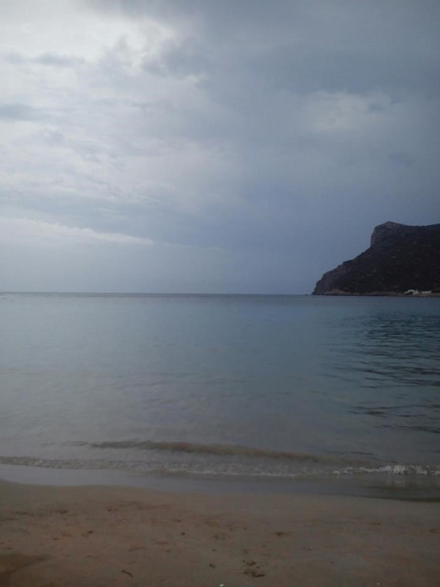 Σε Κατακκόκινη Παραλία Κοιμήθηκα