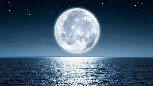 Haiku - Full Moon Shines
