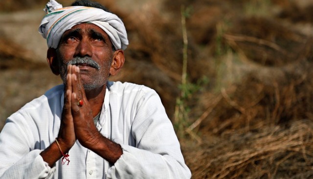 बिज्जल पाट्टै आसमां मे, लामणी सर पै आरी