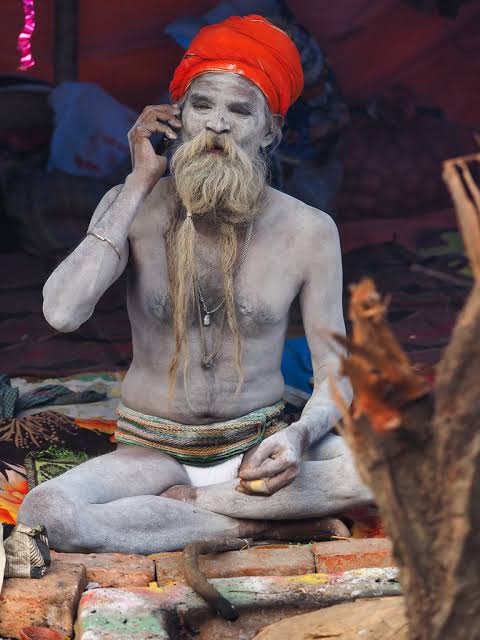 ये पूजा ये गायन क्या है