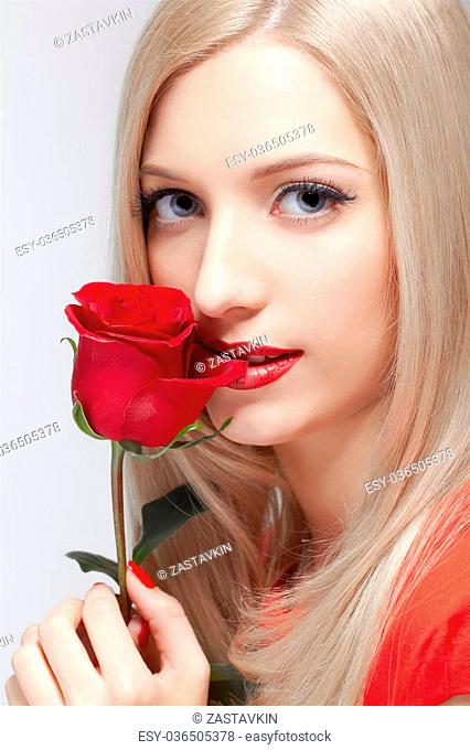 When She Kissed The Rose