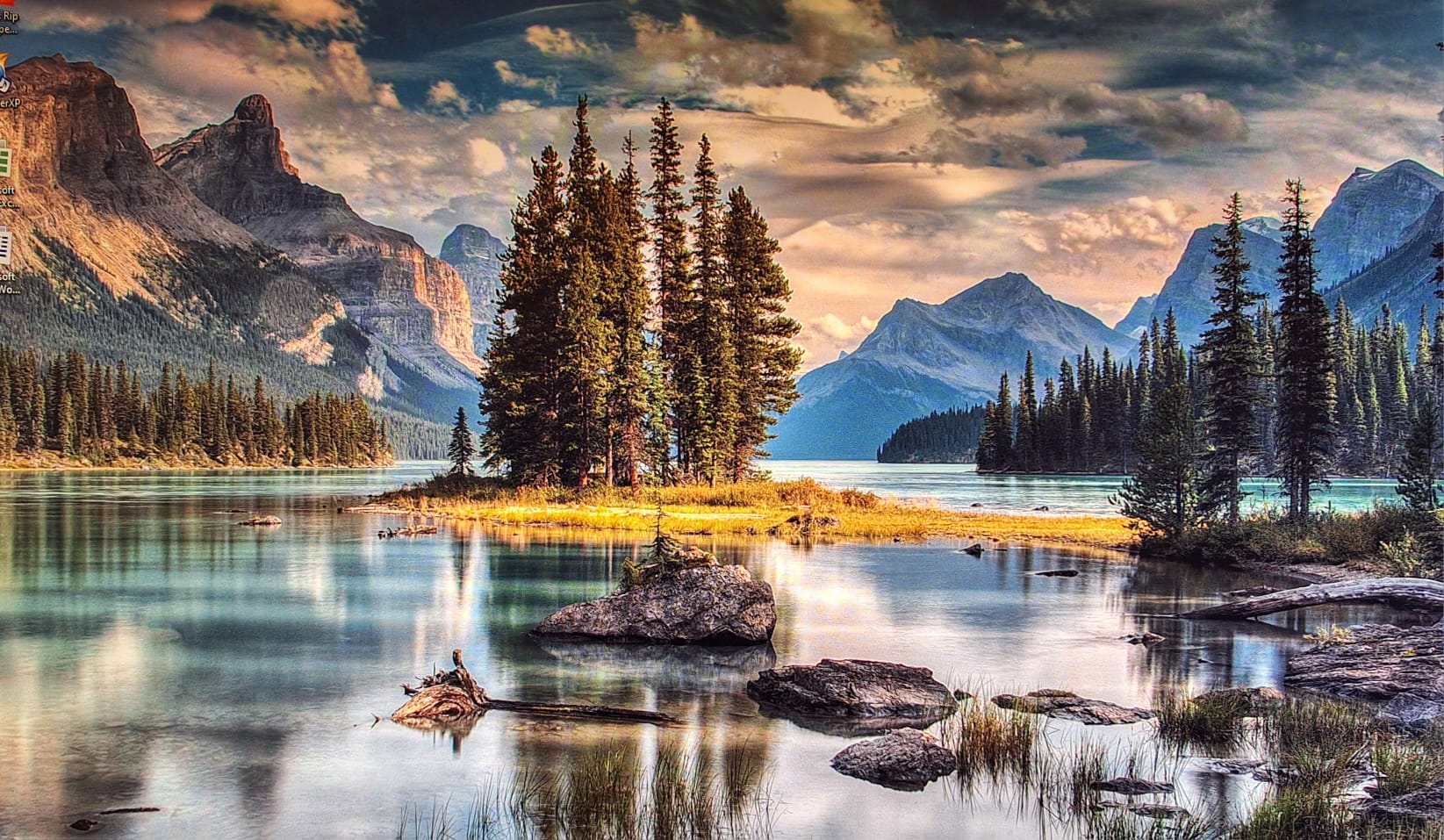 Lucaci Florentin - Serendipity - ȚAra Mea Nouă - My New Country