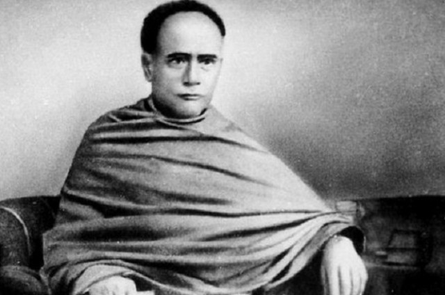 মানুষ অথবা দুর্গন্ধময় বিষ্ঠা? (What It Means To Be Human?)