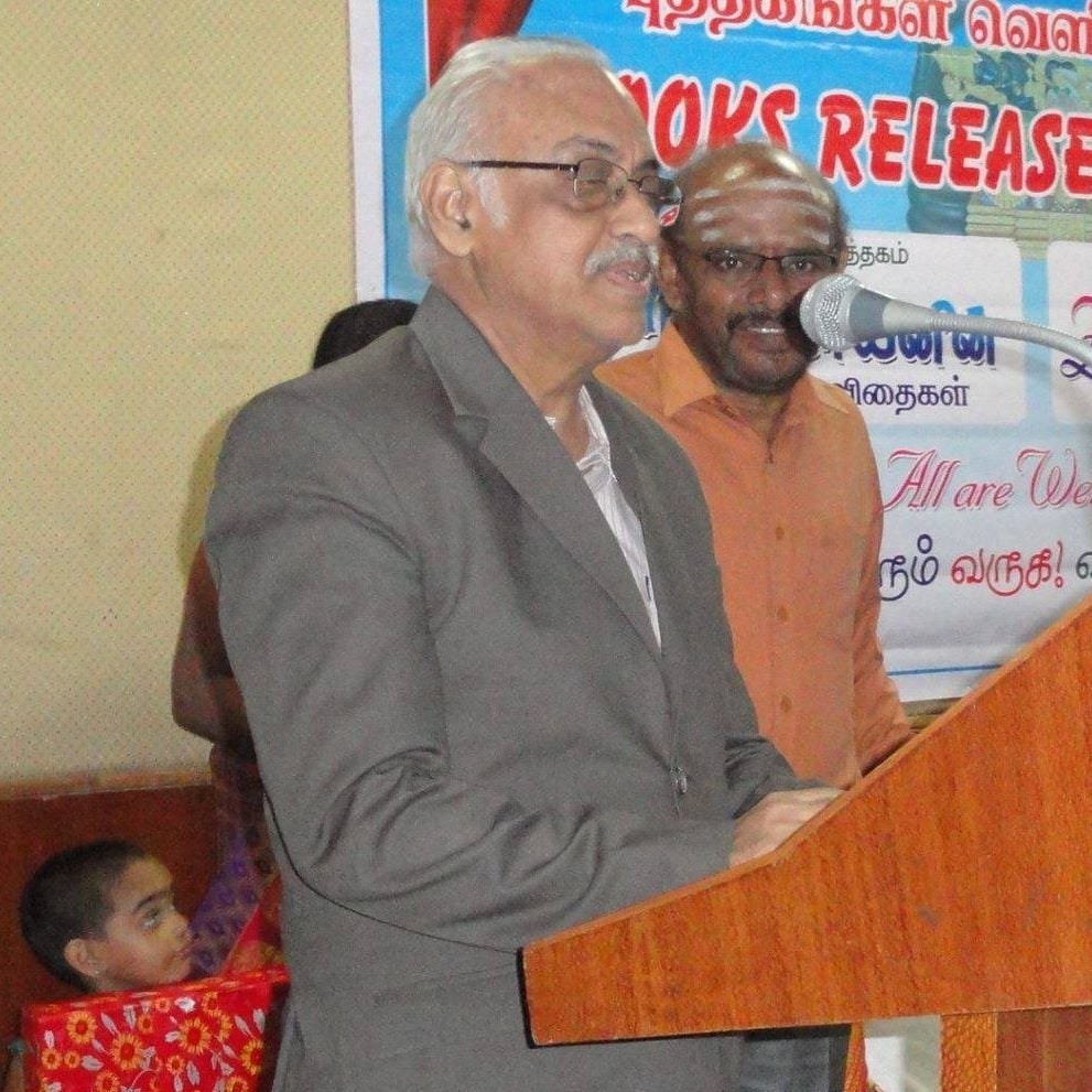 Charismatic Poet To Rule The World By Love!