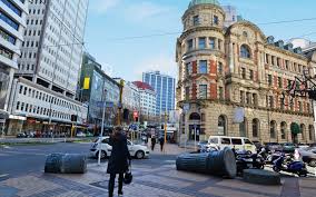 En Me Promenant Le Matin Dans La Cite.(Translation) .