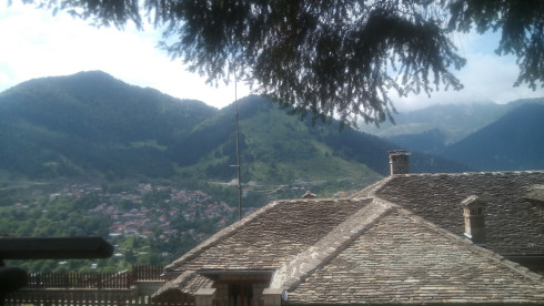 Θνητός Θεός