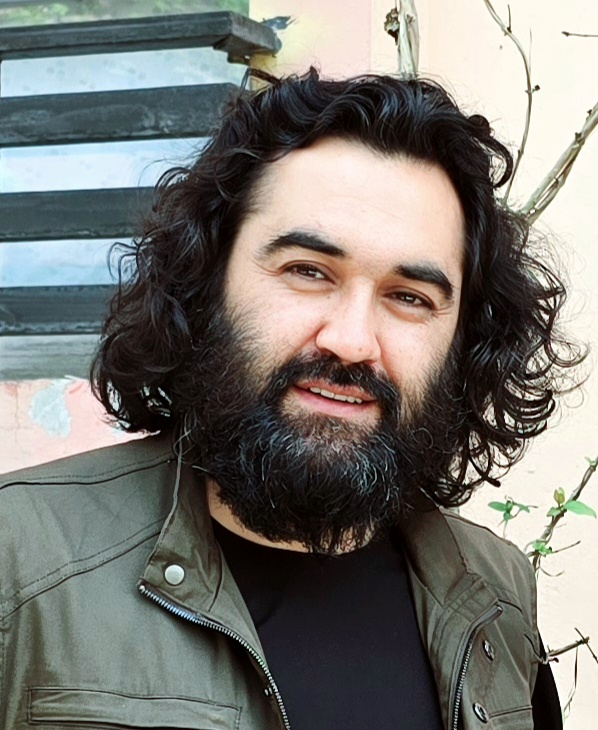 دیوانه ی تو هستم و هشیار نیستم