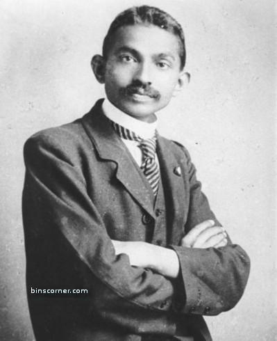 Mahatma Gandhi 17  -A Habit Of Reading And Walking
