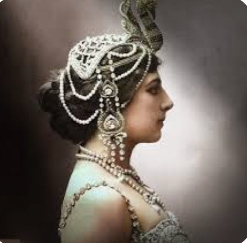 Mata Hari 02