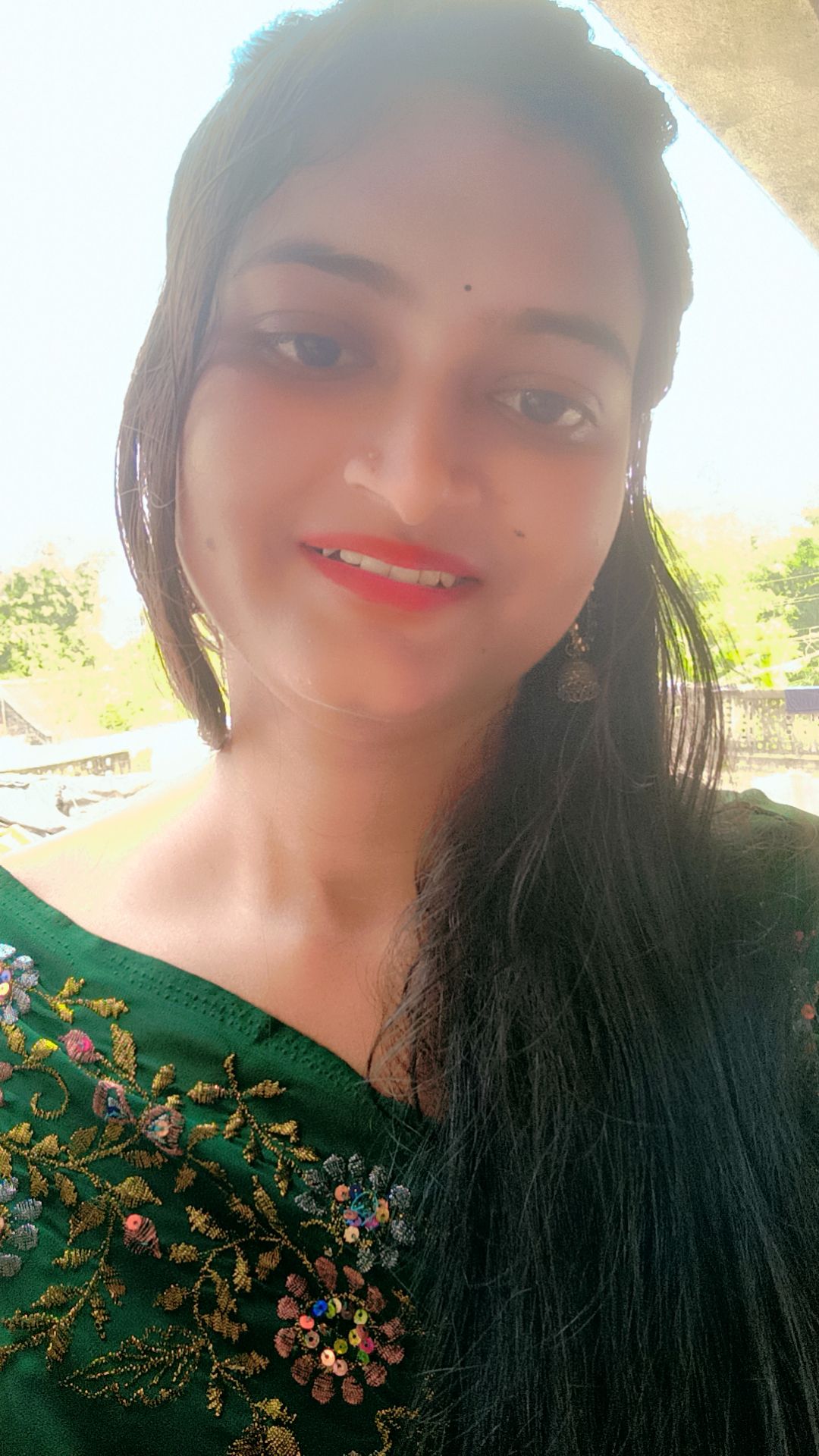 ଆସରେ ପିଲେ ପାଠ ପଢ଼ିବା