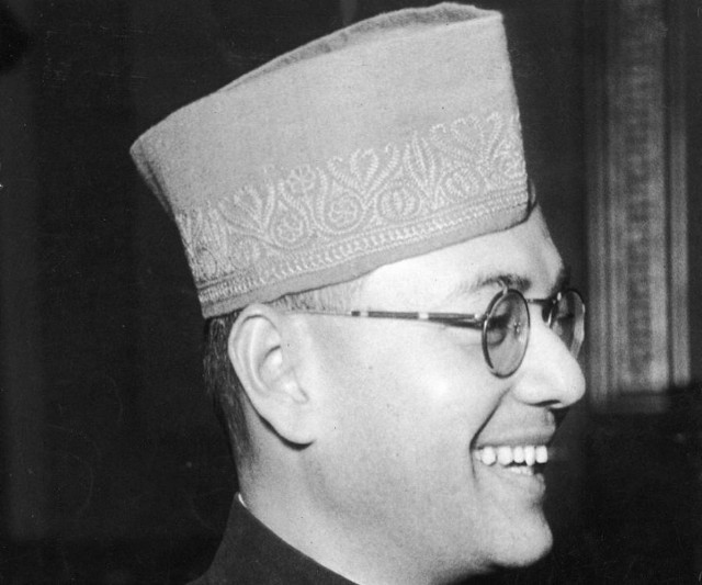 ভাসিলো বাংলা ভাসিলো, উন্নয়ন জোয়ারে ভাসিলো